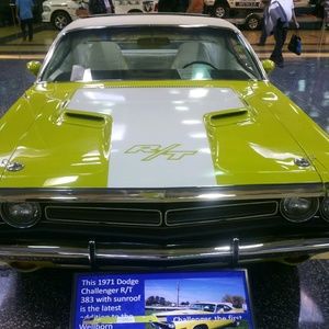 Meet your Posher, Pierre